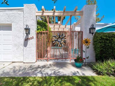 37530 Los Cocos Dr E, Rancho Mirage, CA, 92270
