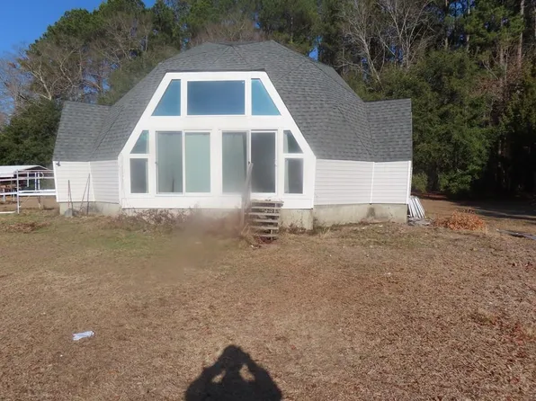 1236 Eutaw Rd, Eutawville, SC 29048