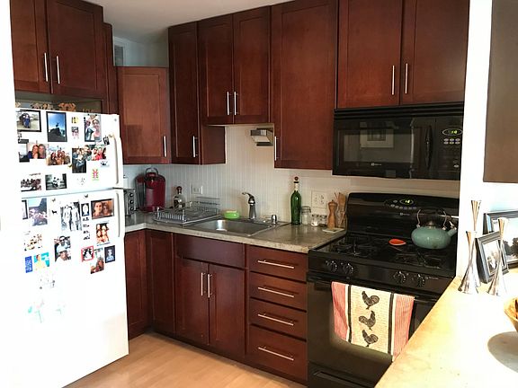 4th image of 1 E Scott St APT 1012E