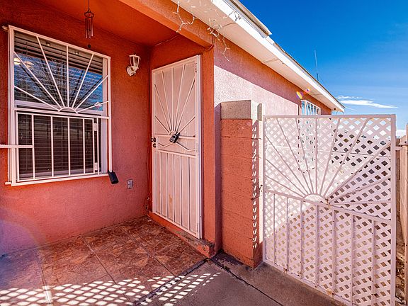 4th image of 7620 April Flower Pl SW