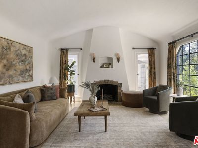 726 Milo Ter, Los Angeles, CA, 90042