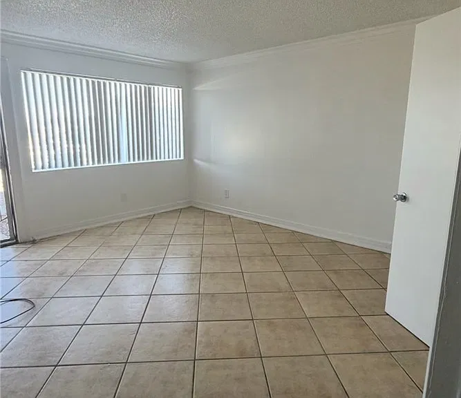 18142 Poinciana Rd — Photo 1