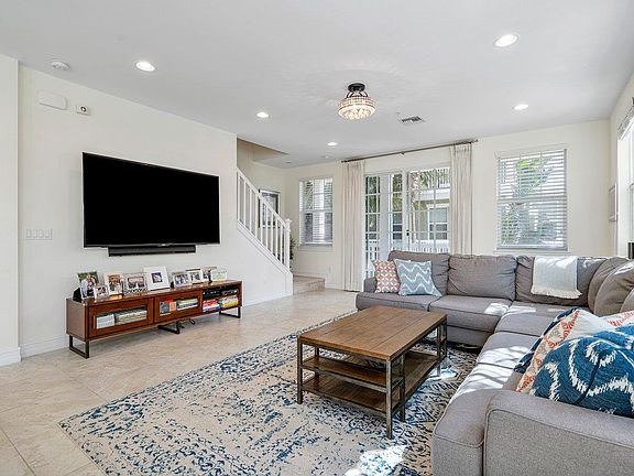 2nd image of 100 W Coda Cir #D