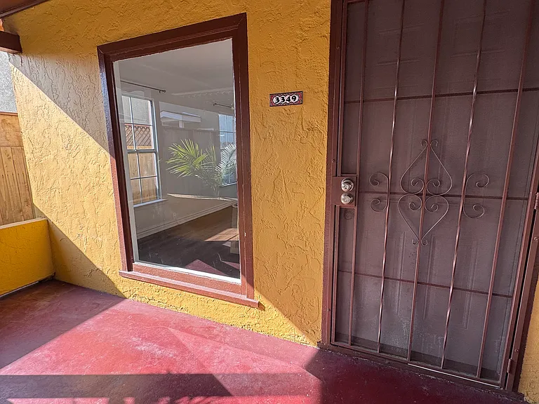 3349 Brayton Ave — Photo 2