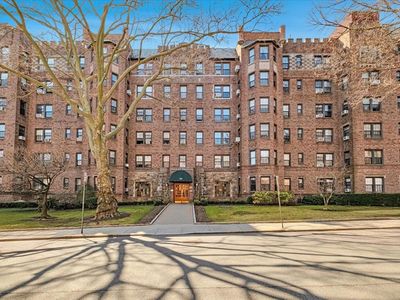 253 Garth Road #4E, Scarsdale, NY, 10583