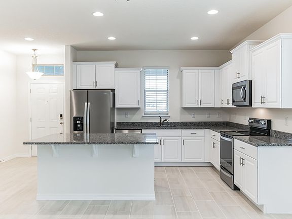 4th image of 16506 Point Rock Dr