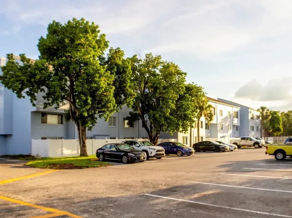 Waterford Apartments