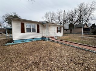 224 N 11th Ave, Durant, OK 74701