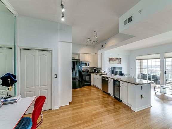 2nd image of 3225 Turtle Creek Blvd APT 1128