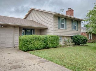 4108 Saddlebrook Ln, Evansville, IN 47715