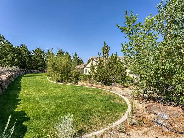 1039 Mountain Air Ct — Photo 48