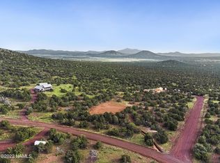2704 E Vista Pl, Williams, AZ 86046