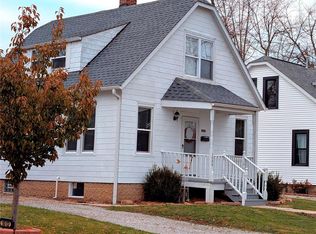 1008 Beech St, Highland, IL 62249