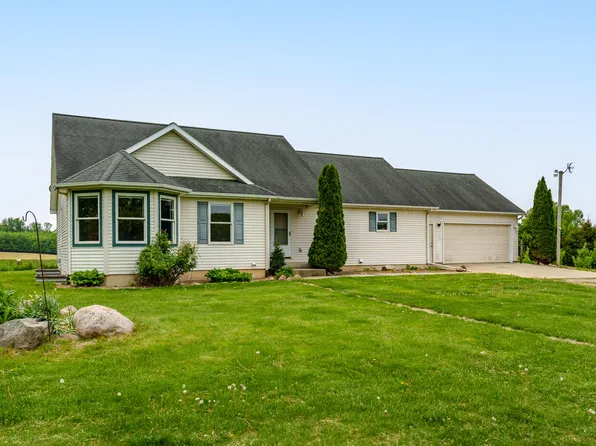 P 18192nd Dr, Tekonsha, MI 49092