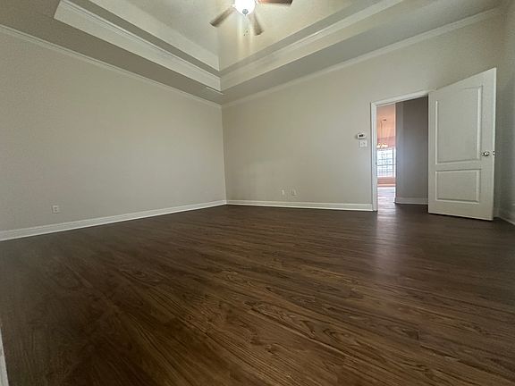 4th image of 740 Bonnie Ct