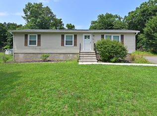 58 Grove St, Wanaque Boro, NJ 07465