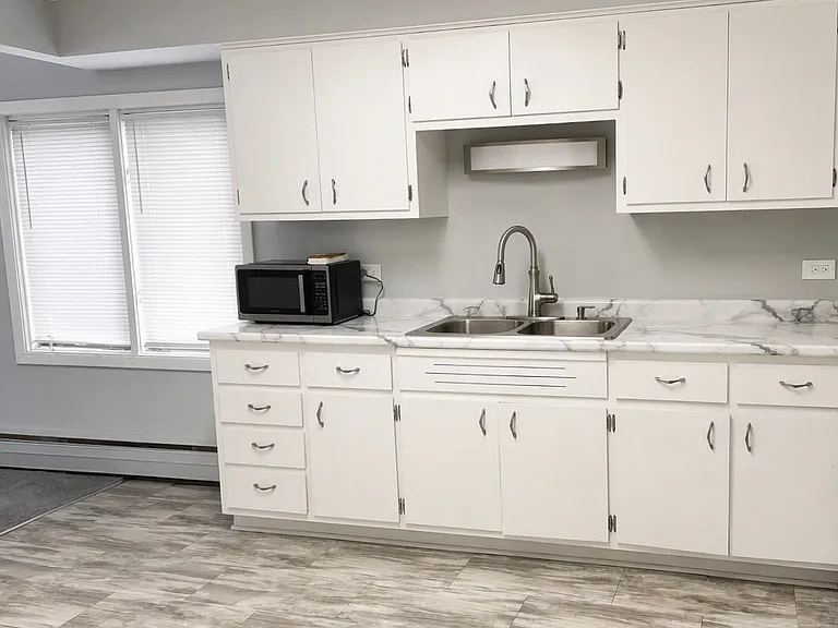 10006 S Kedzie Ave #6 — Photo 2