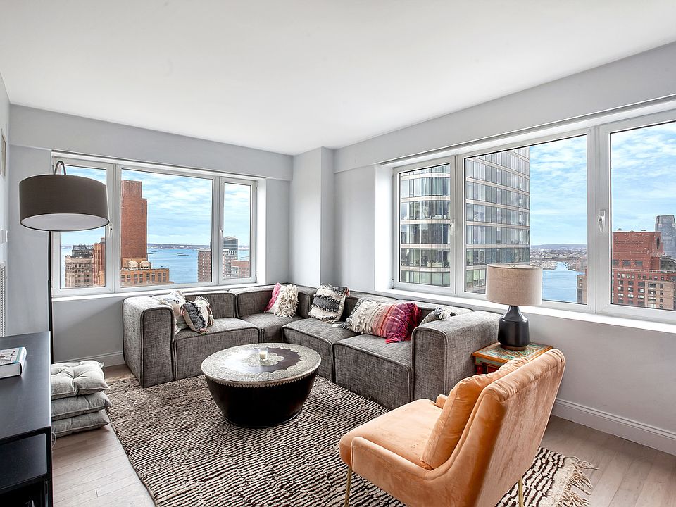 1st image of 88 Greenwich St APT 3701