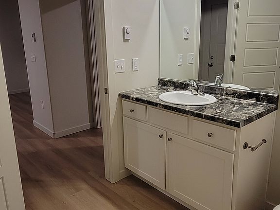 3rd image of 3375 Liverpool Rd