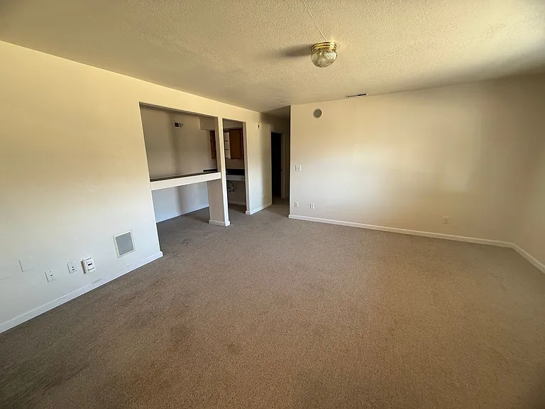 1839 Melanie Ct — Photo 23