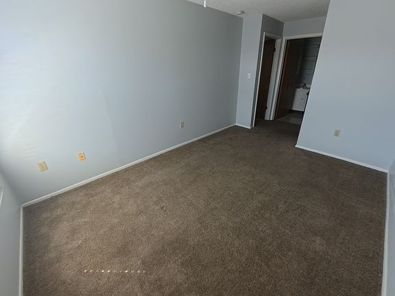 4th image of 6189 Chesham Dr