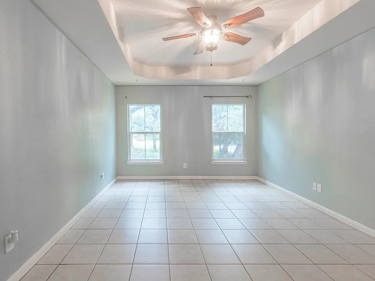 1015 Twin Deer Ln — Photo 14