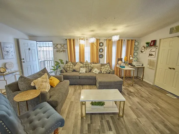 20 Russell Rd Space 9, Salinas, CA 93906