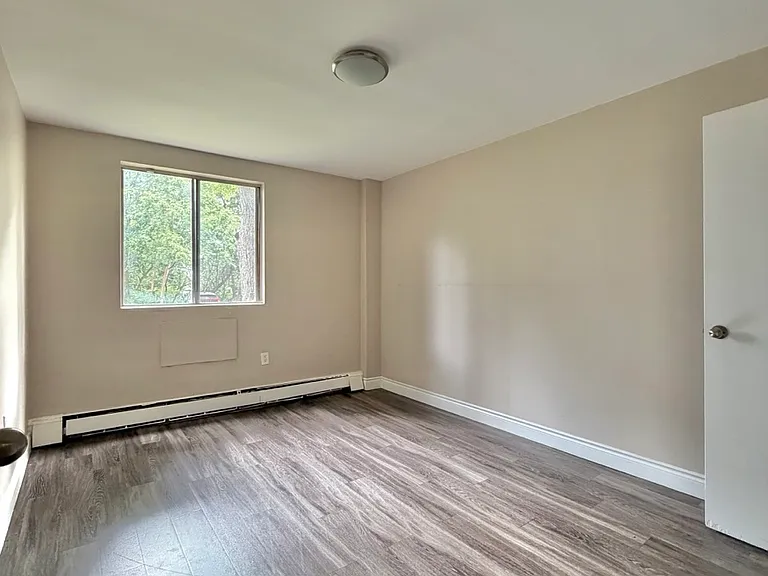 750 Kipps Ln #2 — Photo 14
