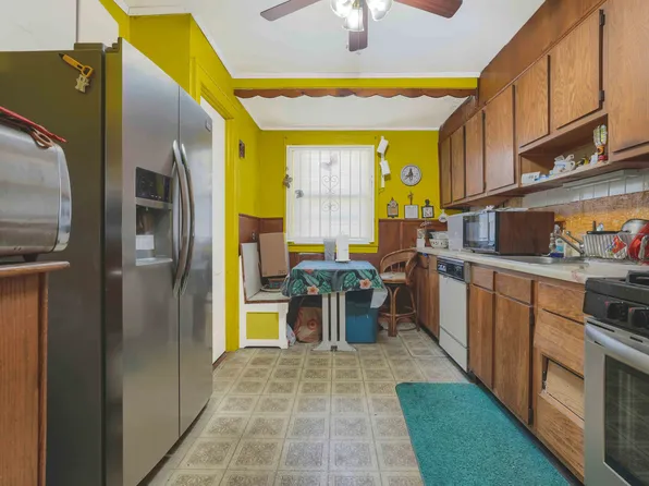 117-28 202nd Street image 5 of 14