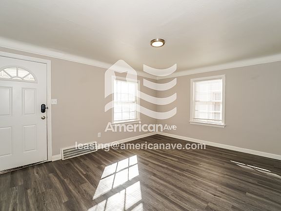 3-Living Room