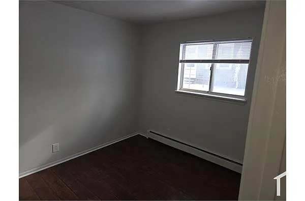 Building Photo - 208 N Prospect Rd #1