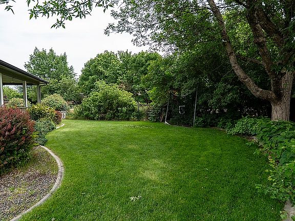 Side yard