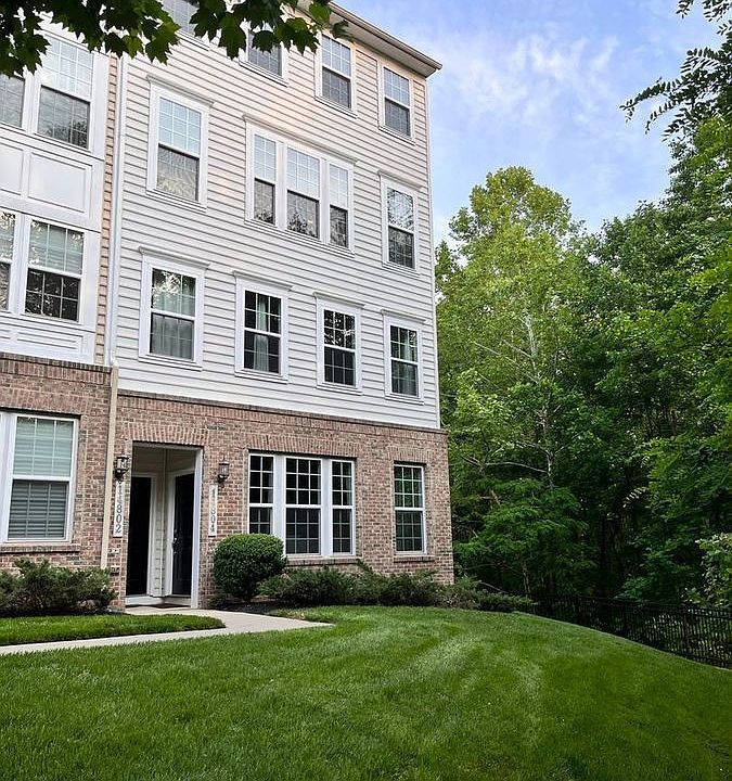 1st image of 14802 Mason Creek Cir