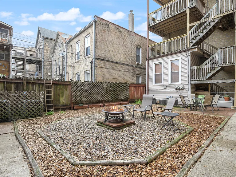1102 N Hermitage Ave #CH — Photo 6
