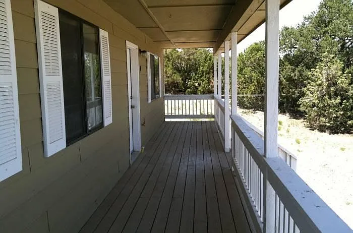 17 Barton Ct — Photo 3