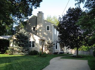 5207 Sangamore Rd, Bethesda, MD 20816