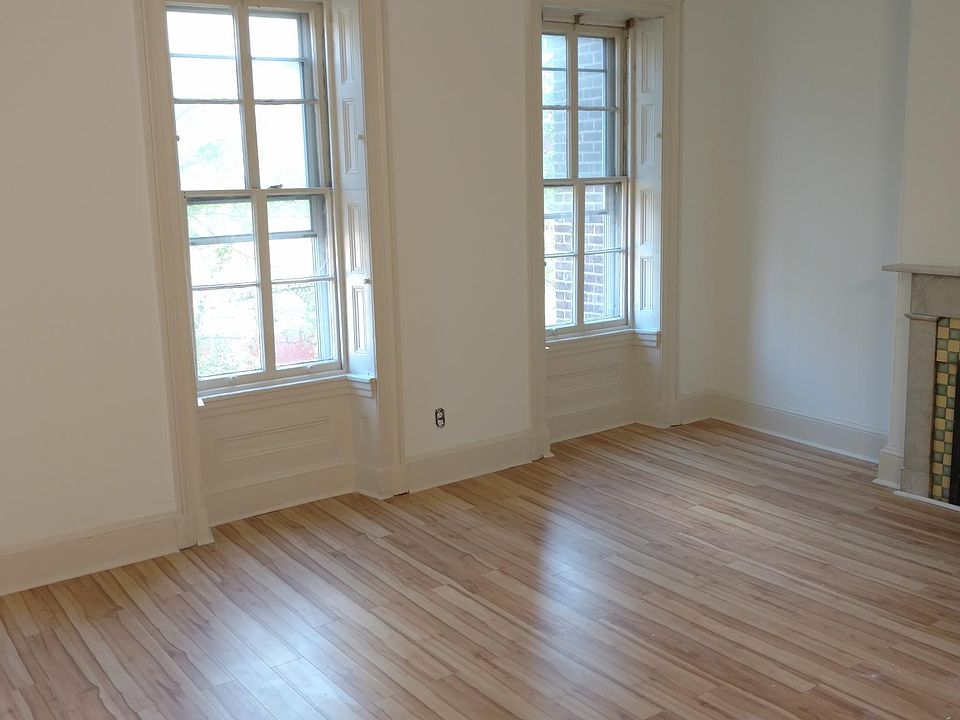 1st image of 1504 Pine St APT 3F