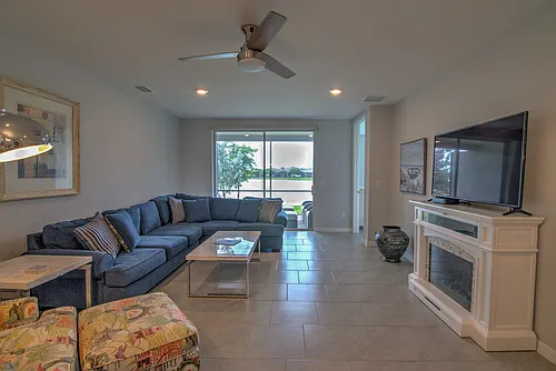 14632 Edgewater Cir #ID1049696P Photo 1 14632 Edgewater Cir #ID1049696P Photo 1