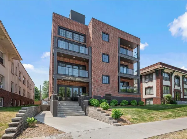 1174 Grand Ave #101, Saint Paul, MN 55105