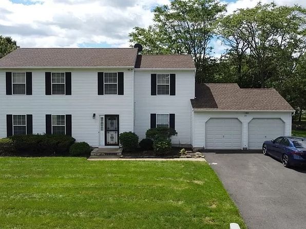 22 Karnell Dr