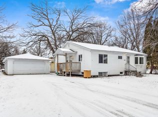554 Lafayette St NE, Fridley, MN 55432