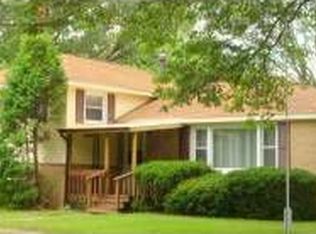 18705 W Spring Lake Rd, Spring Lake, MI 49456