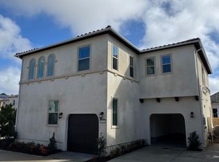 660 Edward Scholle Dr, Camarillo, CA 93010