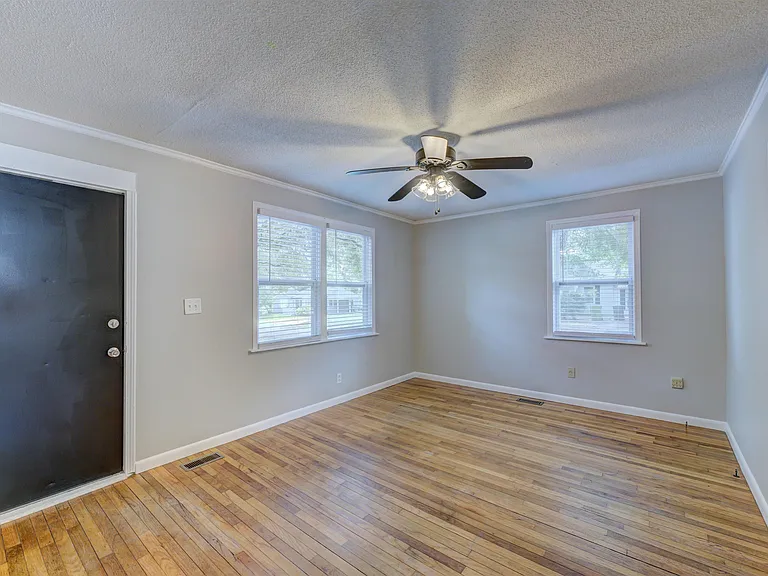 3819 Prentice Ave — Photo 7