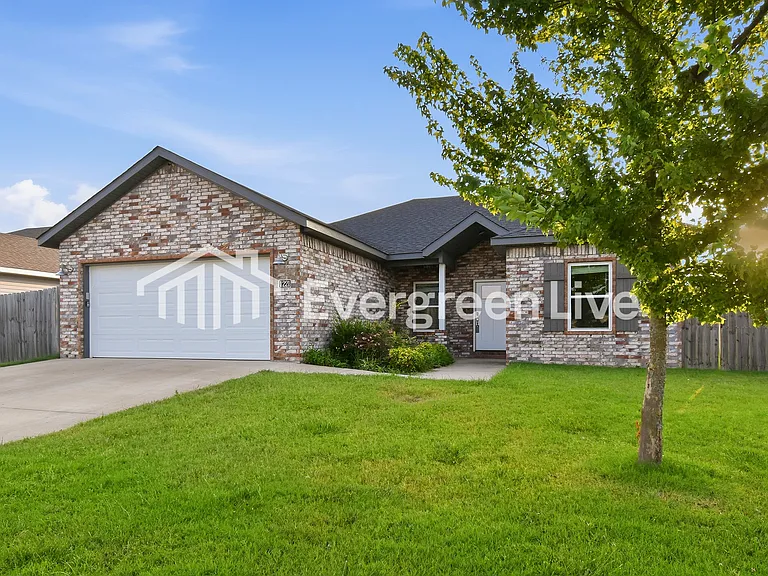 1221 Denver Dr — Photo 15