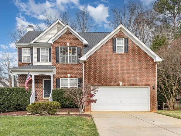 1005 Scotsburg Trl, Hillsborough, NC 27278