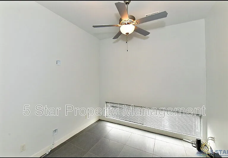 5973 Cartagena Cir — Photo 17