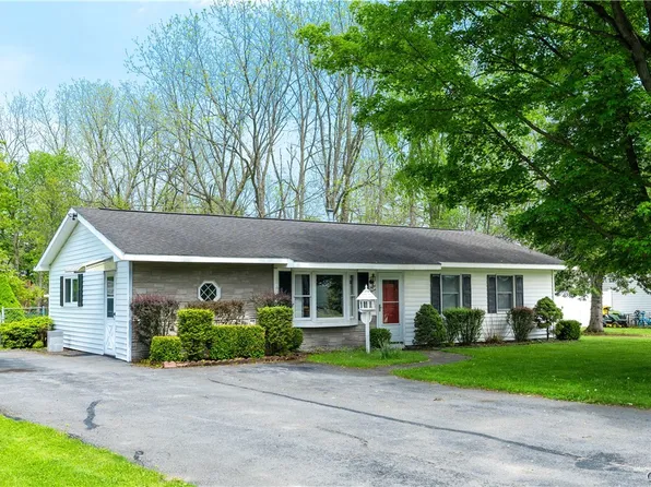33 Tindall Mnr, Clinton, NY 13323