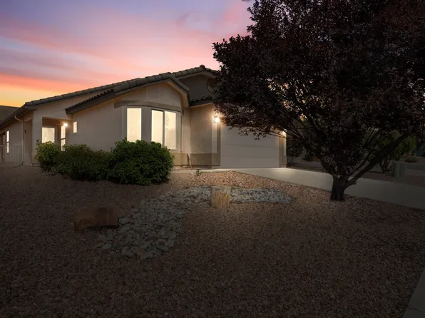 905 Cristanos Dr, Bernalillo, NM 87004