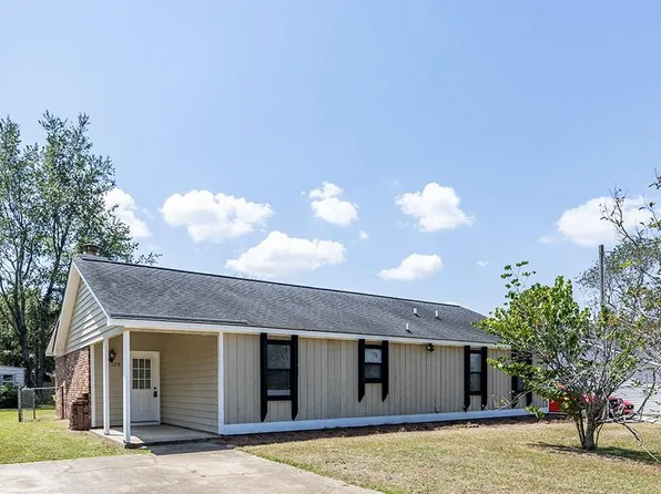 129 Cherokee Ave, Leesburg, GA 31763